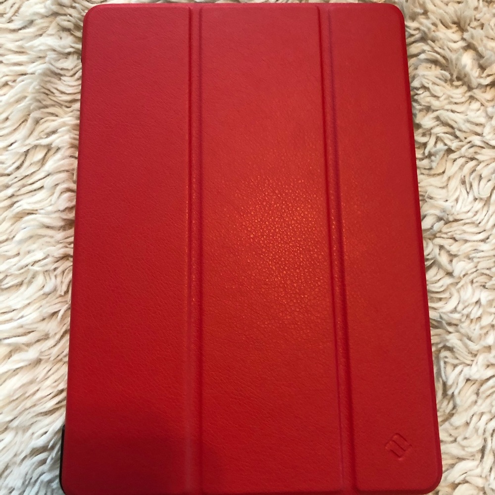 Brand new.  Never used.  Ipad case.